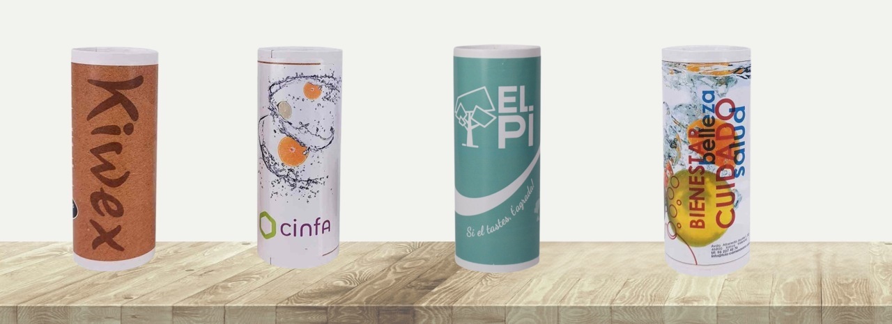 lata de agua en carton