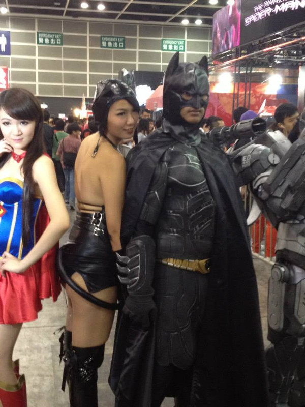 46137_659921124036182_476851600_n