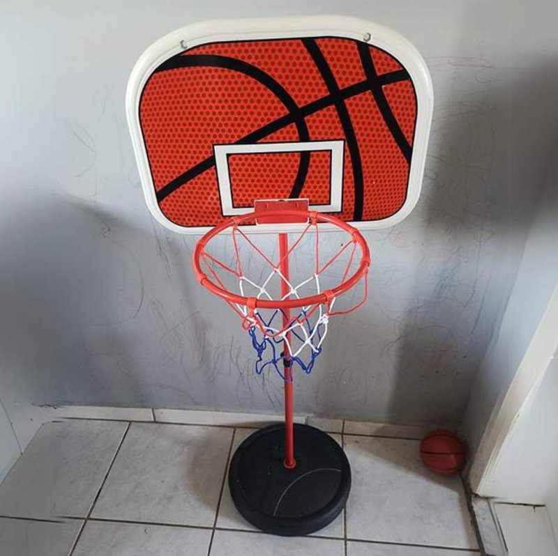 Basquete Radical Altura Regulável 105-139cm, DM Toys