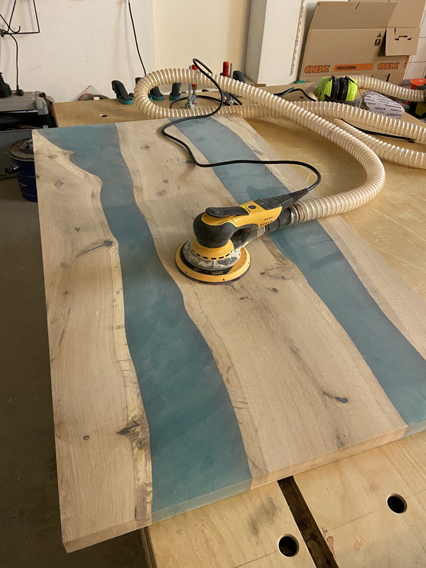 140913FB-0C8B-4D0C-A6E7-163B68088C06