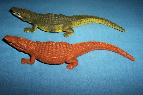 Britains plastic crocodile colour variants Britainsbrowncroc1-zps789fbd94