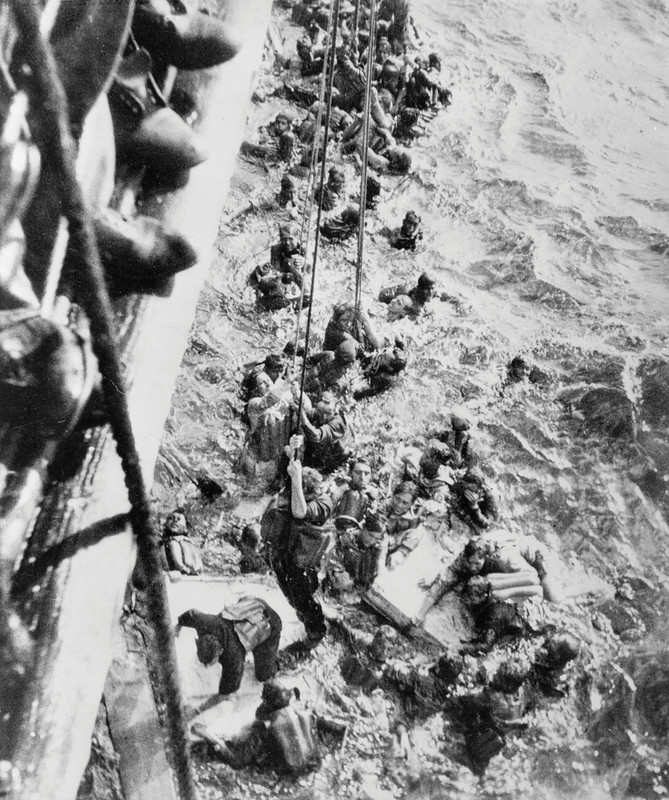 Bismarck-survivors.jpg