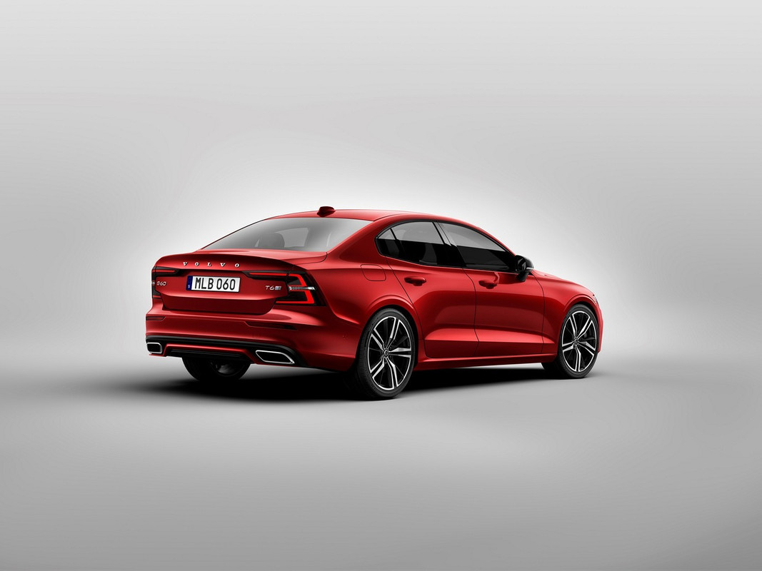 2019 Volvo S60 (41)