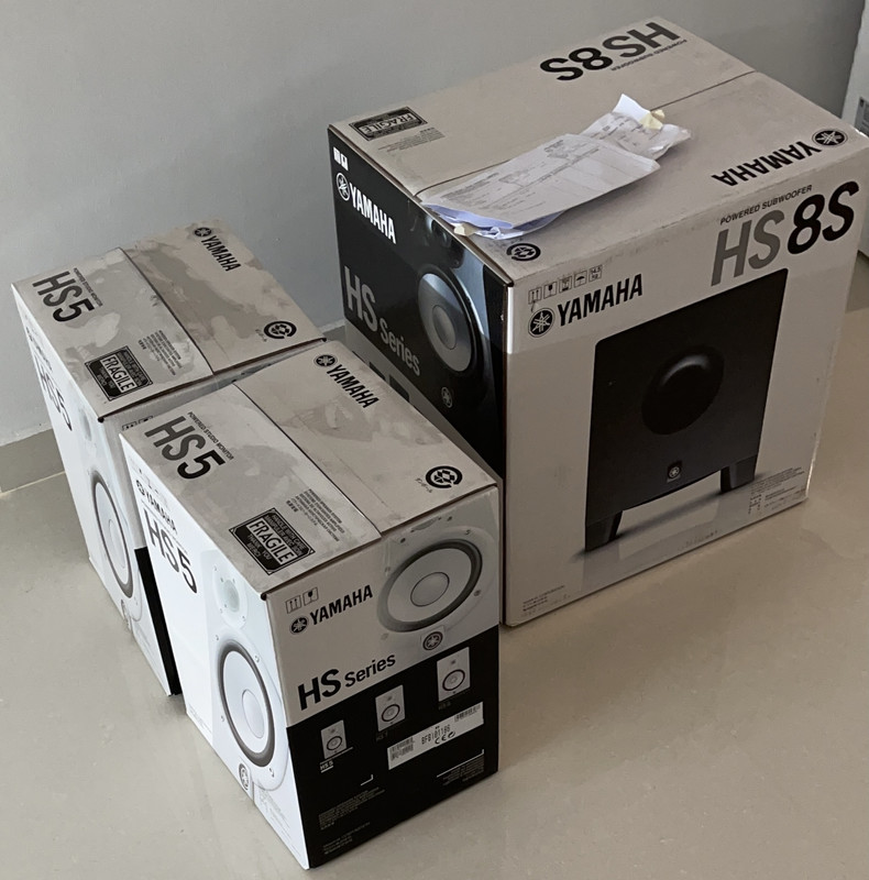 DA7-FF085-5-A9-E-41-F8-A8-E4-698-B54-F6-CDD0.jpg