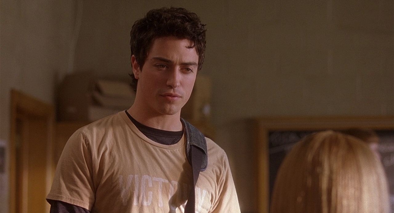 vlcsnap-2025-05-27-00h08m54s685