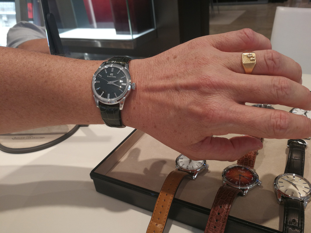 Aide choix montre "indépendante" moins de 8k€ - Page 4 285