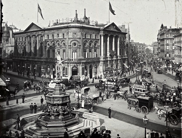 0-Piccadilly-Circus-1900.jpg