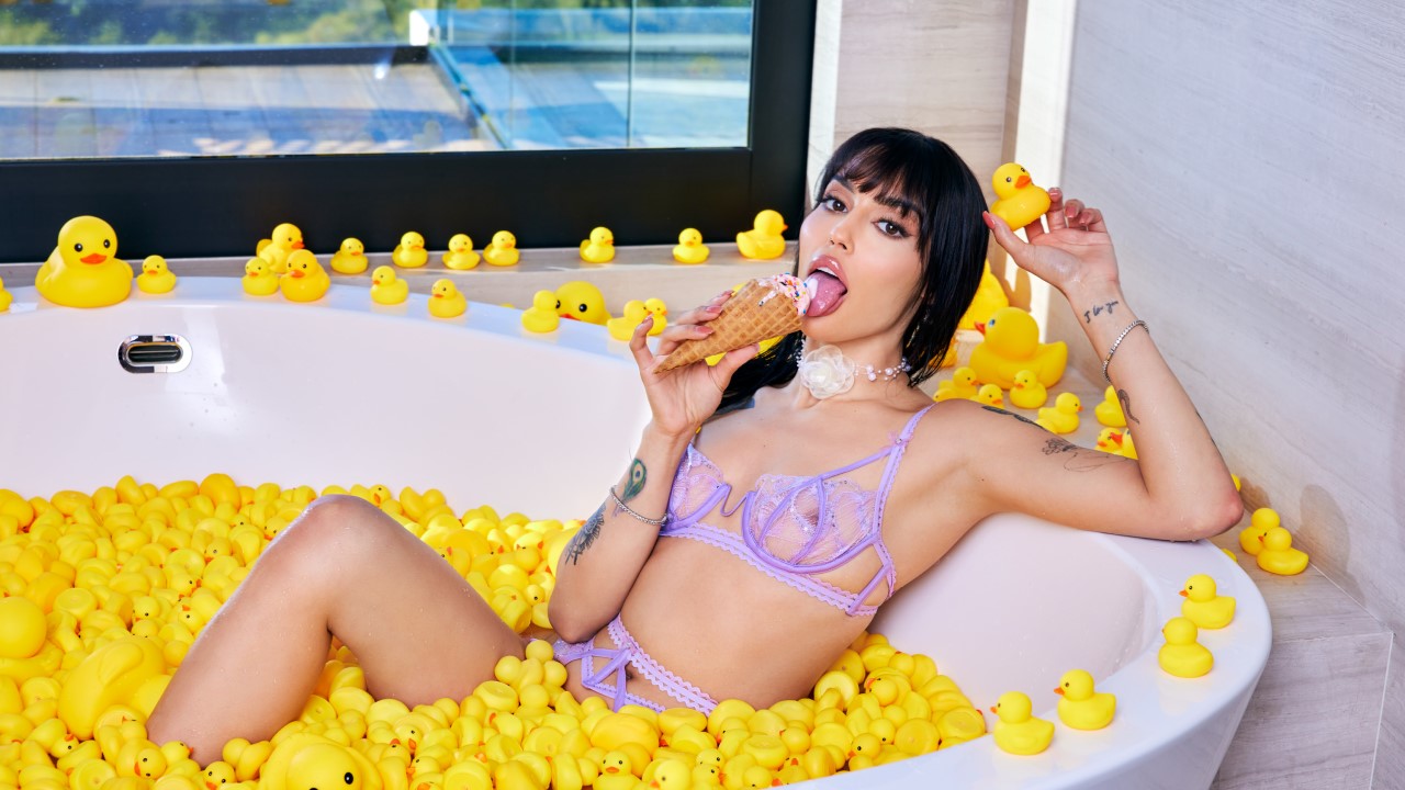 Tushy 24 12 29 Vanessa Sky Brat Takes Cock Deep In Tiny Ass