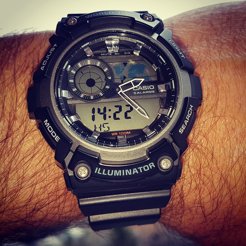 Casio AEQ-200W-1A (2)