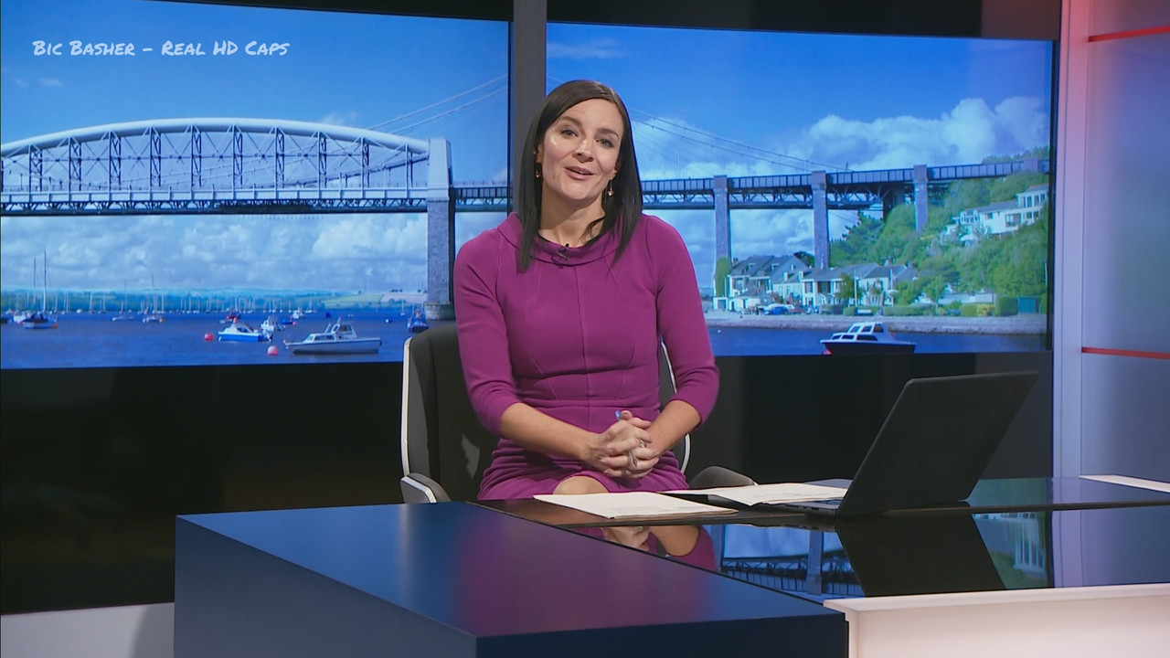 04.19 - 16.45.00 - ITV News West Country. Breaking news and current s....ts_snapshot_12.43.484