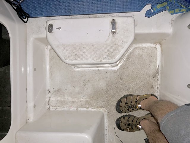 2A19CC9F-83BB-441E-B1C0-51C9EB788C4E