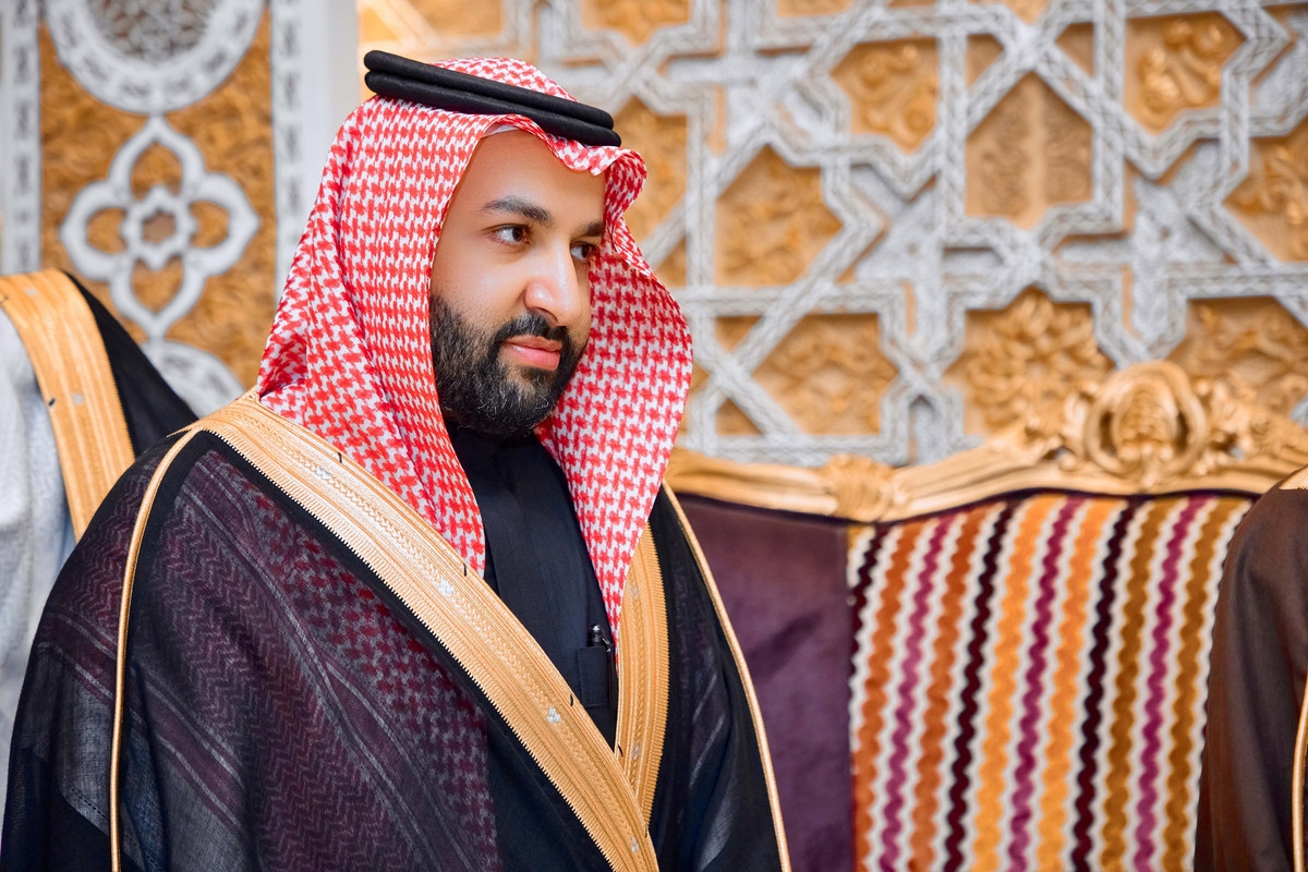 freelancers-C76-A4025