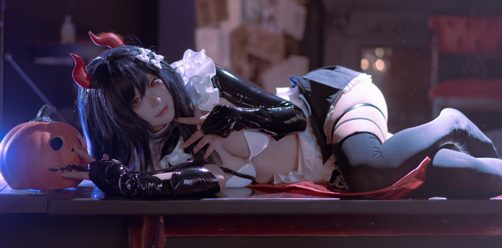 w百合欧皇子w 皇家财富号写真集 – 舰船拟人COS 高清图集 [15P-161MB]插图1