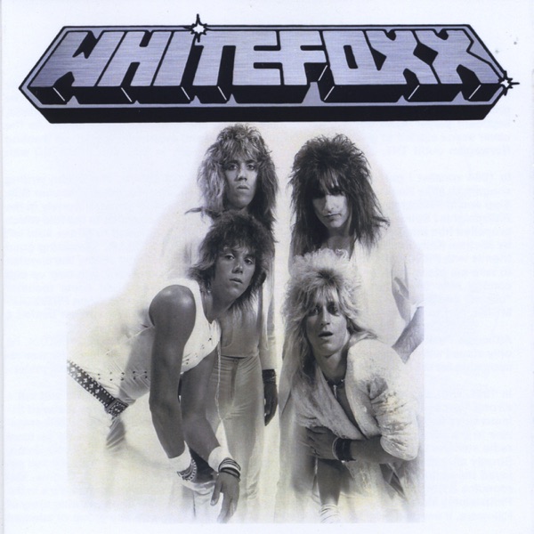 [Image: Whitefoxx-Come-Pet-The-Foxx-2014.jpg]