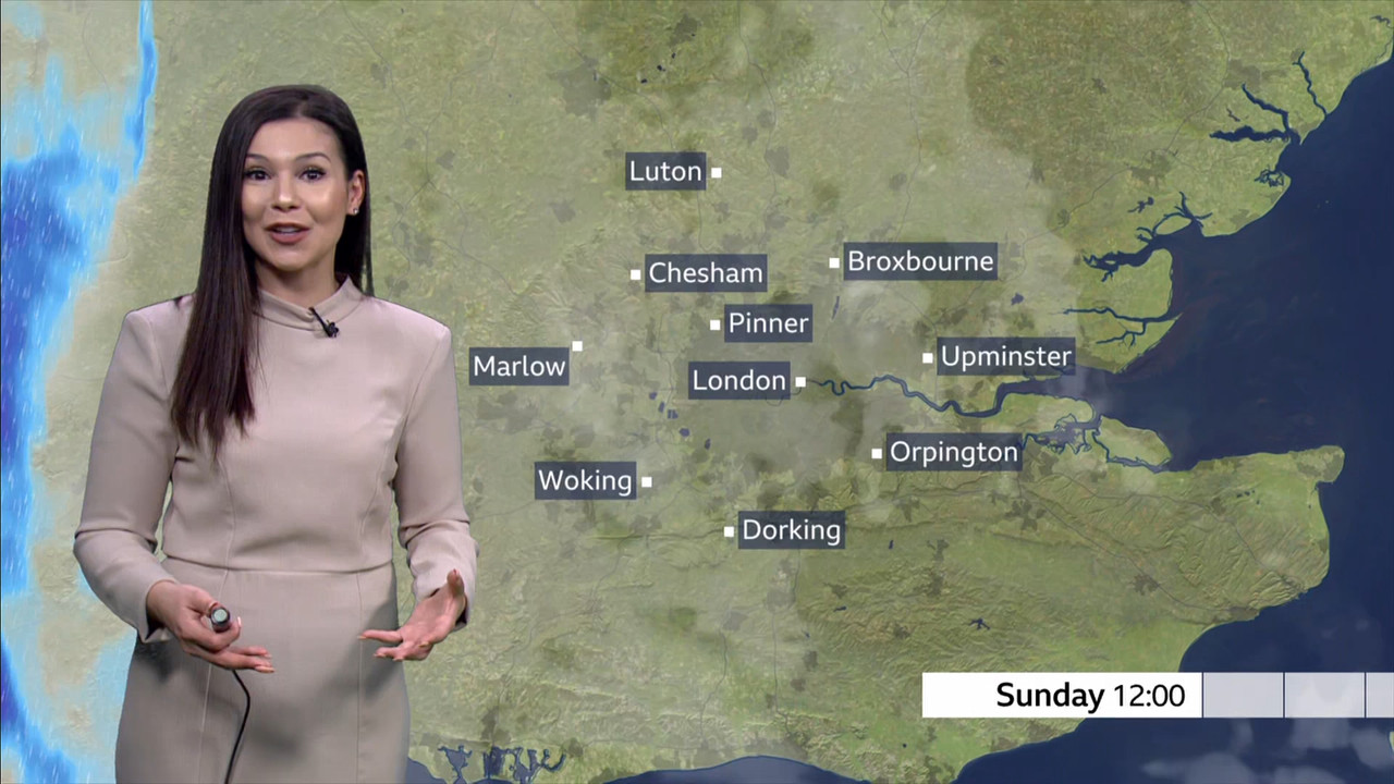 BBC London News_20230429_17351740.ts_snapshot_05.04.305
