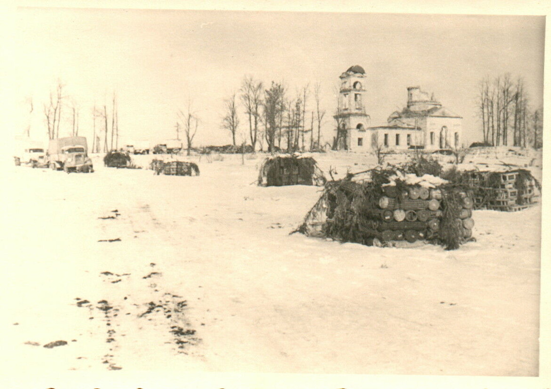 Foto, Smolensk im Winter 1941, zerstörte Kirchen
