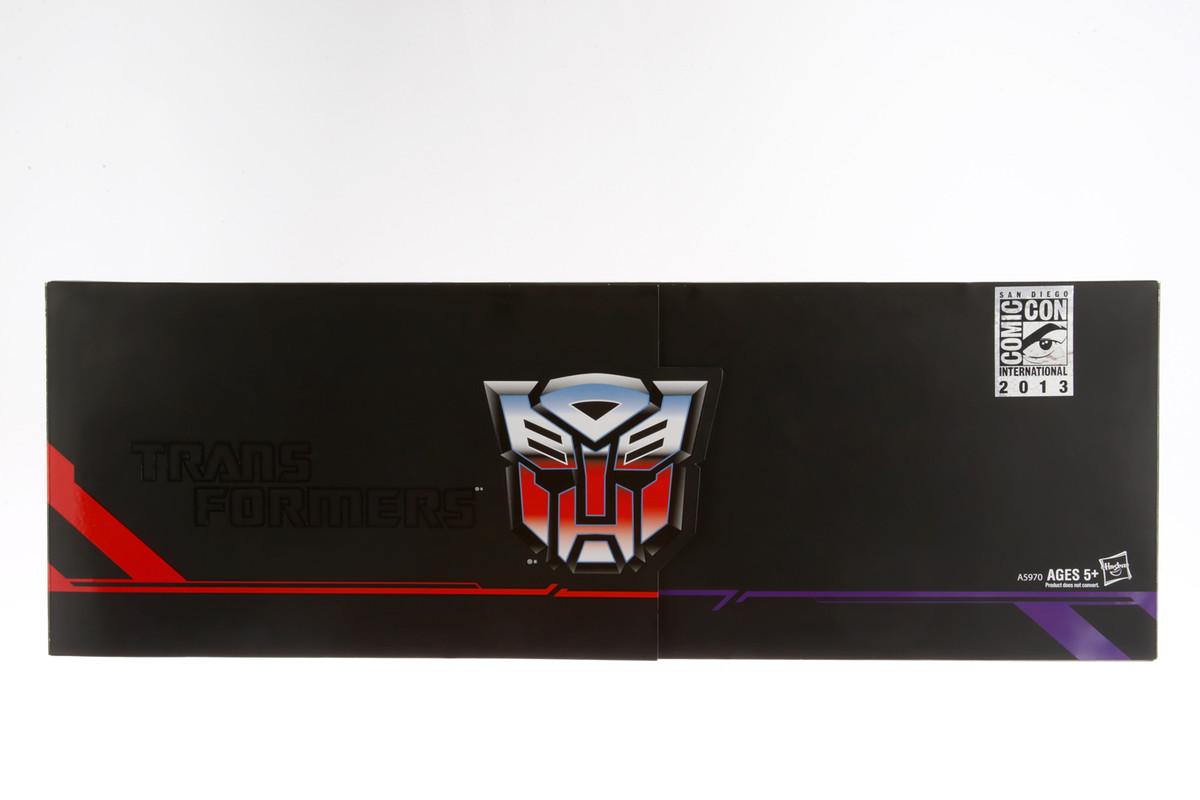 Hasbro-2013-SDCC-Transformers-Titan-Guardians_pa