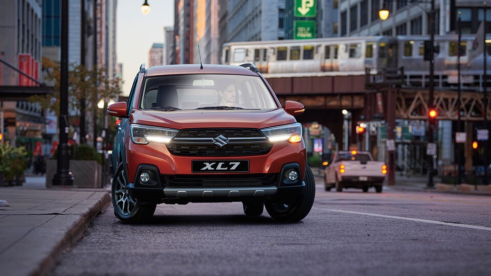 Suzuki XL7 Tien nghi nhu MPV manh me nhu SUV