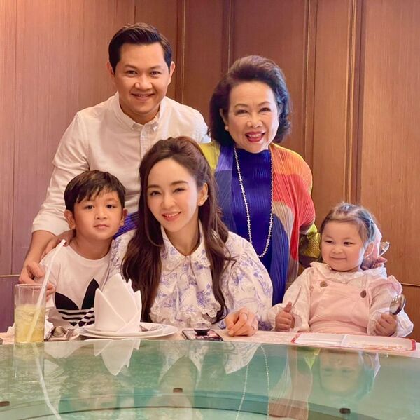 48e7a4aa-ad38-4c1a-89b7-f8cc23e90293