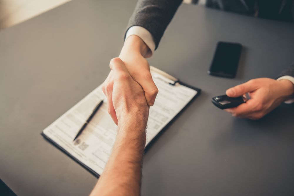 Buying vs Leasing