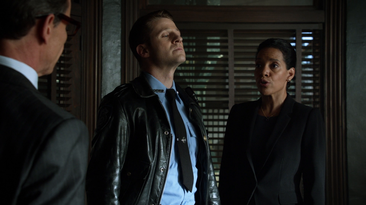 Gotham.S02E01.L.ascesa.dei.cattivi.1080p.BDRip.ITA.ENG.x264-BlackBit[screenshot 3]