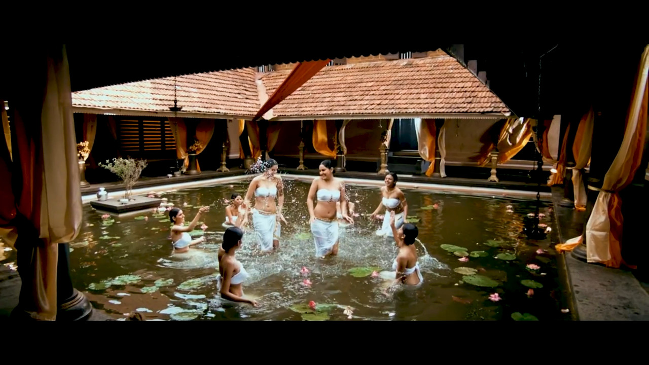 Ponnar Shankar 2011 Hot Song 4k.mp4_snapshot_00.53_[2020.12.12_00.08.31]