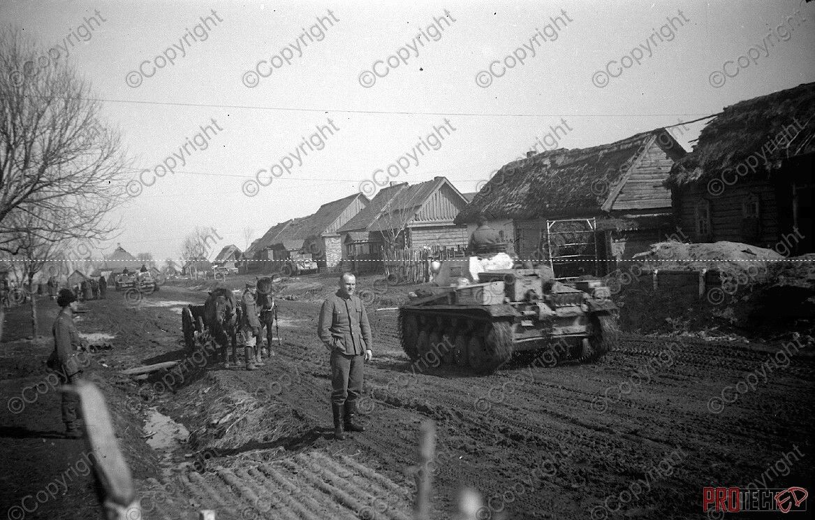 Foto Front Panzer 2 Tarn vormarsch ostfront Stel