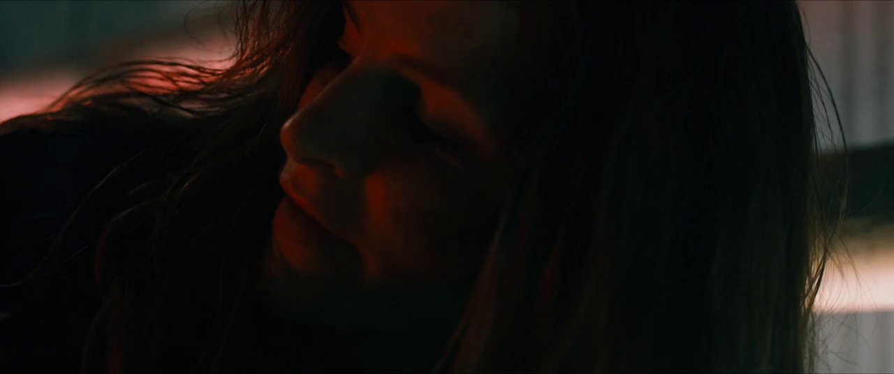 Death-Valley-2021-Blu-Ray-Hindi-English-720p-x264-AVC-HE-AAC-ESub-mkv-0002