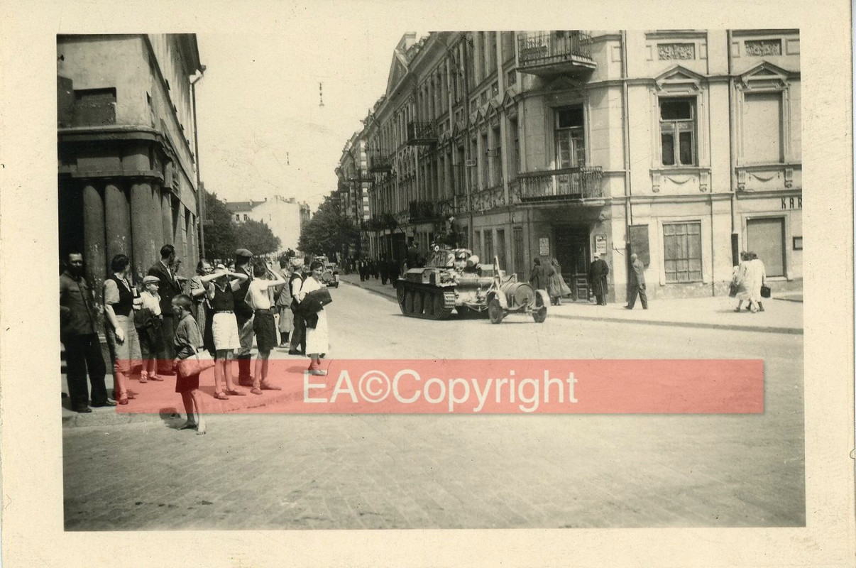 Panzer Tank Vormarsch Kämpfe Foto