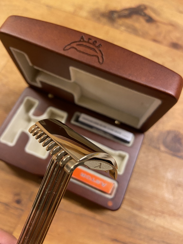 D7EE2DF8-8998-4D6F-AFB2-5D57DA9AB939