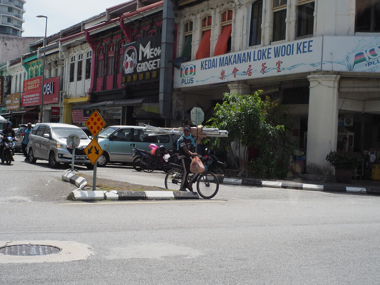 Recycler-On-Bicycle
