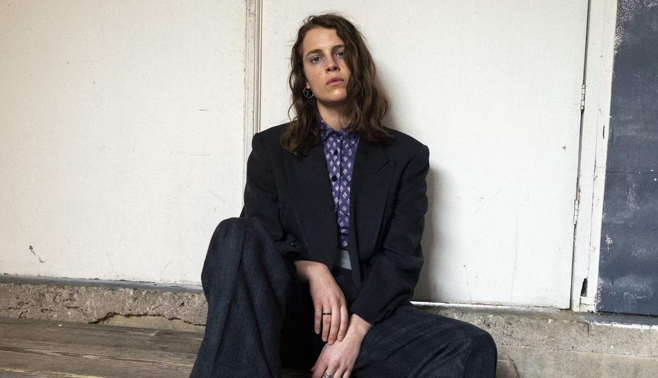 1640434-ec677200-marika-hackman-eflyer