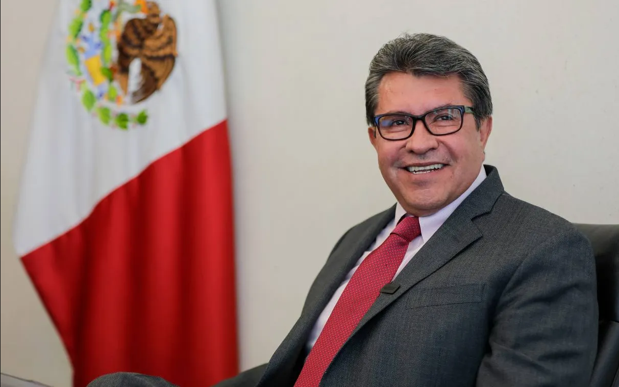 Monreal anuncia que en diciembre decide si deja Morena o no