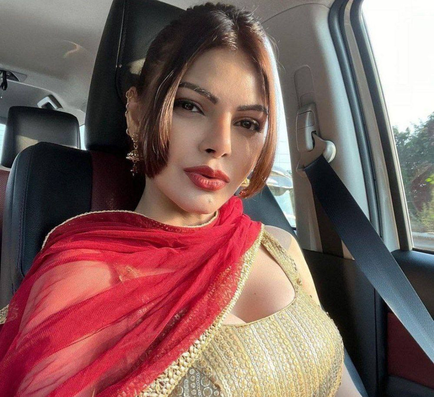 Sherlyn chopra hot insta model onlyfans exclusive viral video Latest