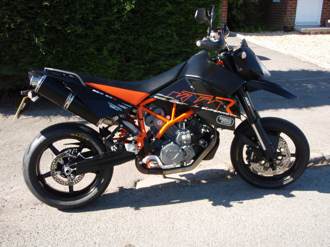 KTM-950-R-010.jpg