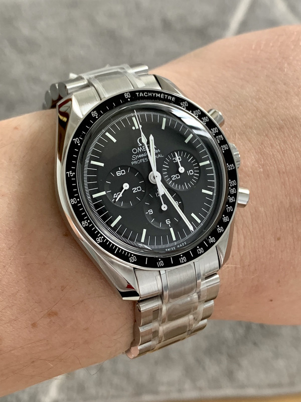 DC8B06B9-3997-4B25-8927-93A9EEE3AFEB