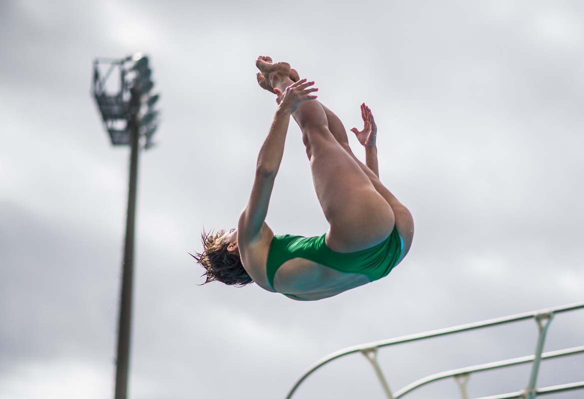 swim205-dive_4a