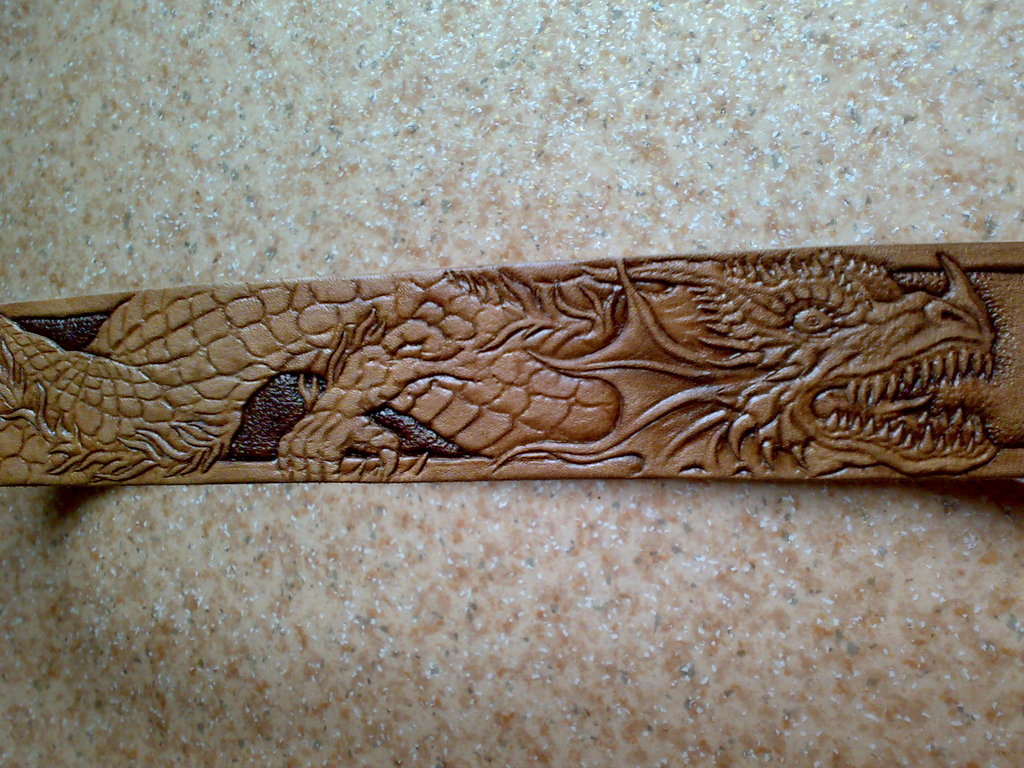 дракон3 гравировка тиснение кожи