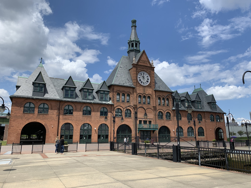 7EBDDBAA-6F8B-433A-A6E8-DBF4F355C90D