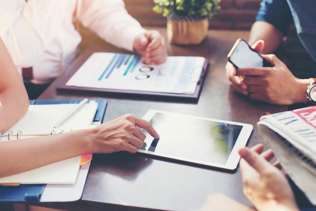 Guest Post: These Are the 5 Best Books on How to Negotiate Guest Post: These Are the 5 Best Books on How to Negotiate