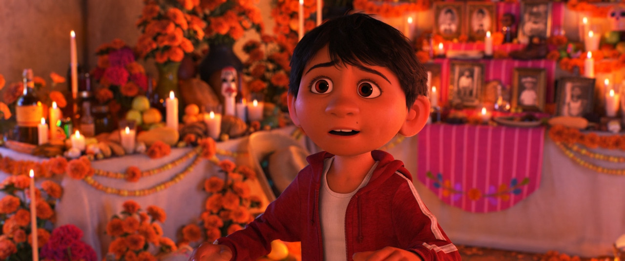 Coco (2017).mkv_snapshot_00.15.00_[2018.02.15_05.08.52]