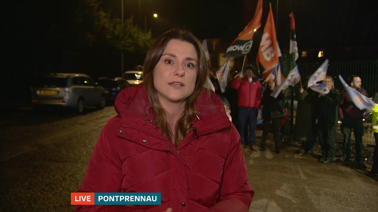 12.21 - 18.00.00 - ITV News Wales at Six..ts_snapshot_09.58.072