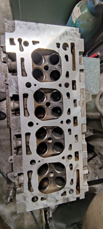 ACD80C98-019F-4F16-855A-454C457BA9AE