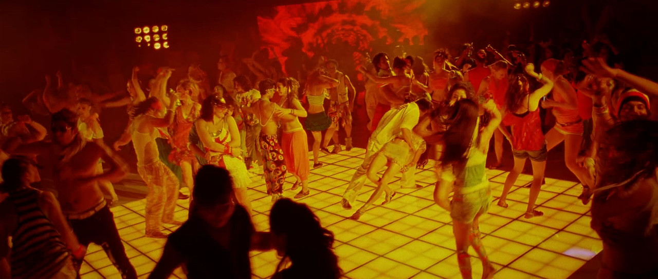 Anushka Sharma - Ladies Vs. Club Scene.mkv_20200818_202531.196