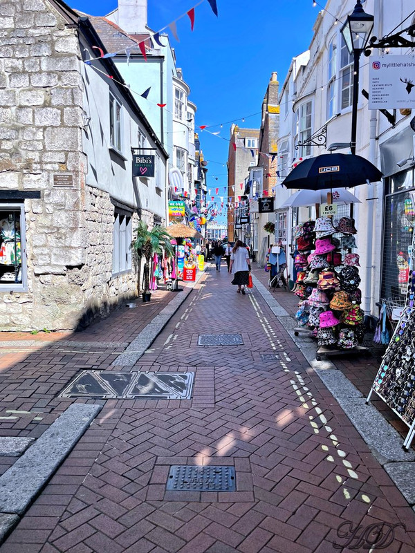 weymouth-town-narrow-streets-HD.jpg