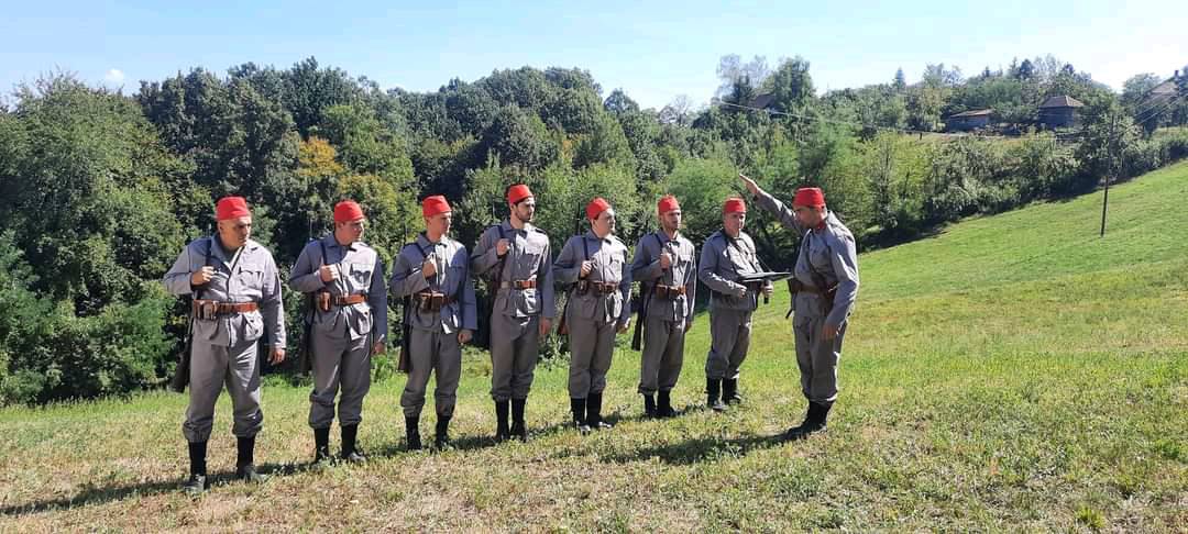 [Слика: 459141555-122140699568316258-40021136032...80-n-1.jpg]