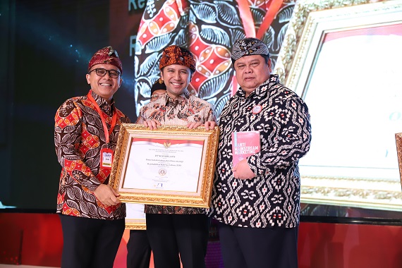 Pemprov Jatim Kembali Raih Predikat A Penghargaan Bergengsi SAKIP 2019