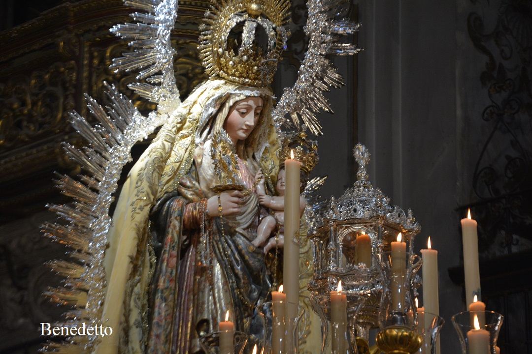 Ntra, Sra. del Amparo Virgen-del-Amparo