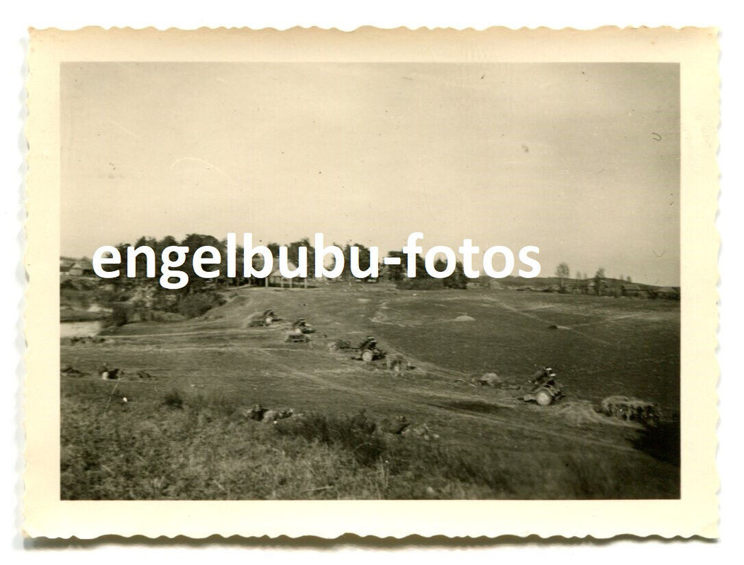 FOTO - schw. NEBELWERFER Abt. - Einsatz Wolchow - Nebelwerfer - Granaten (2)