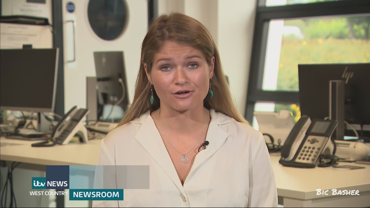 08.19 - 18.00.01 - ITV News West Country. Breaking news and current s....ts_snapshot_05.29.272